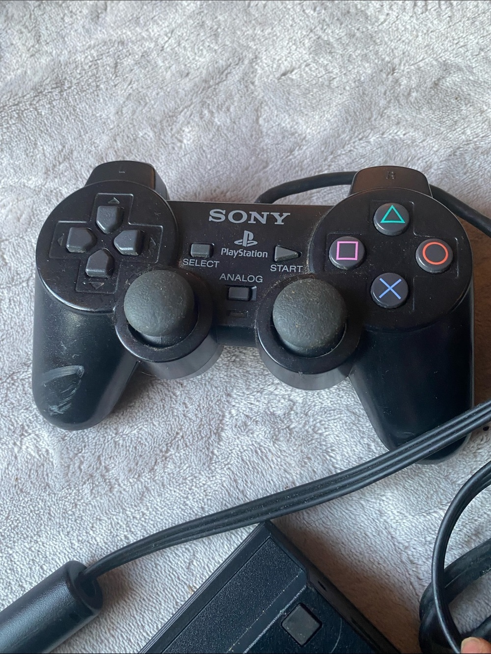 Sony Black PlayStation 2 Slim Console Bundle with Controller and Cables - Picture 4 of 7
